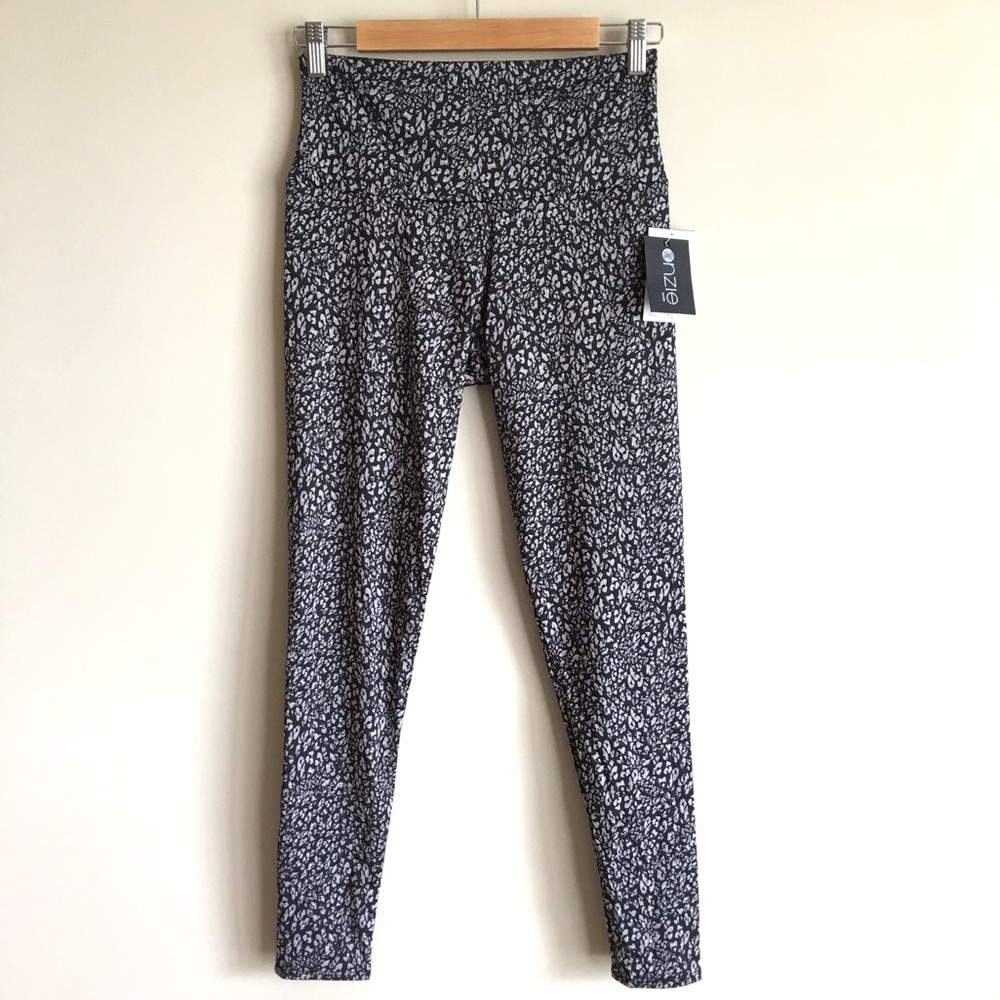 ONZIE Tech Media Pocket Leggings Compression 4-Way Stretch Honey Leopard NEW